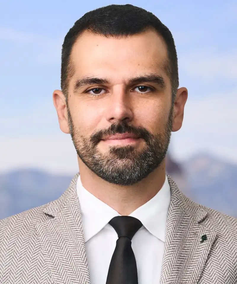 Armen Manasserian Founder/Attorney